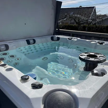 Villa High Standard - Pool - Jacuzzi - Close To The Center Lillesand